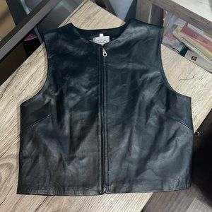 Stonebridge black Leather full zipped Cropped Vest 6